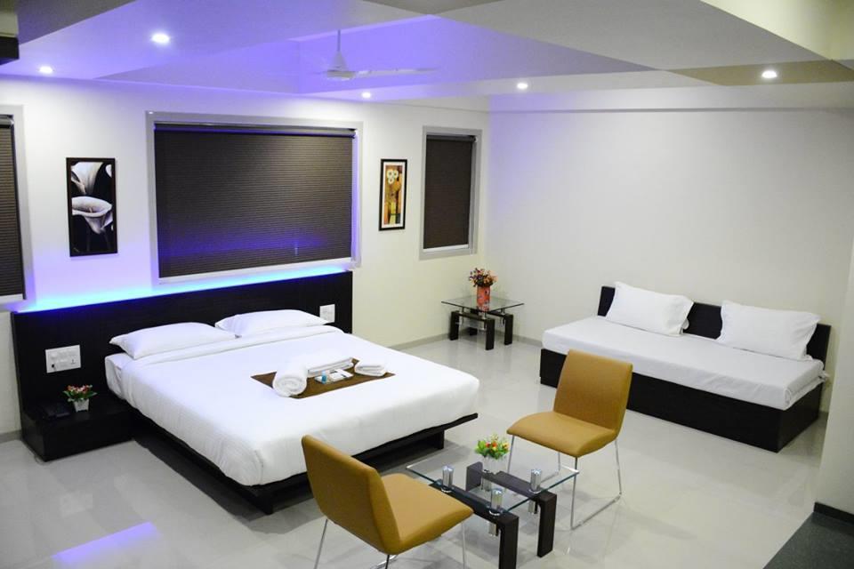 Hotel Ramkrishna Executive Bārsi 외부 사진