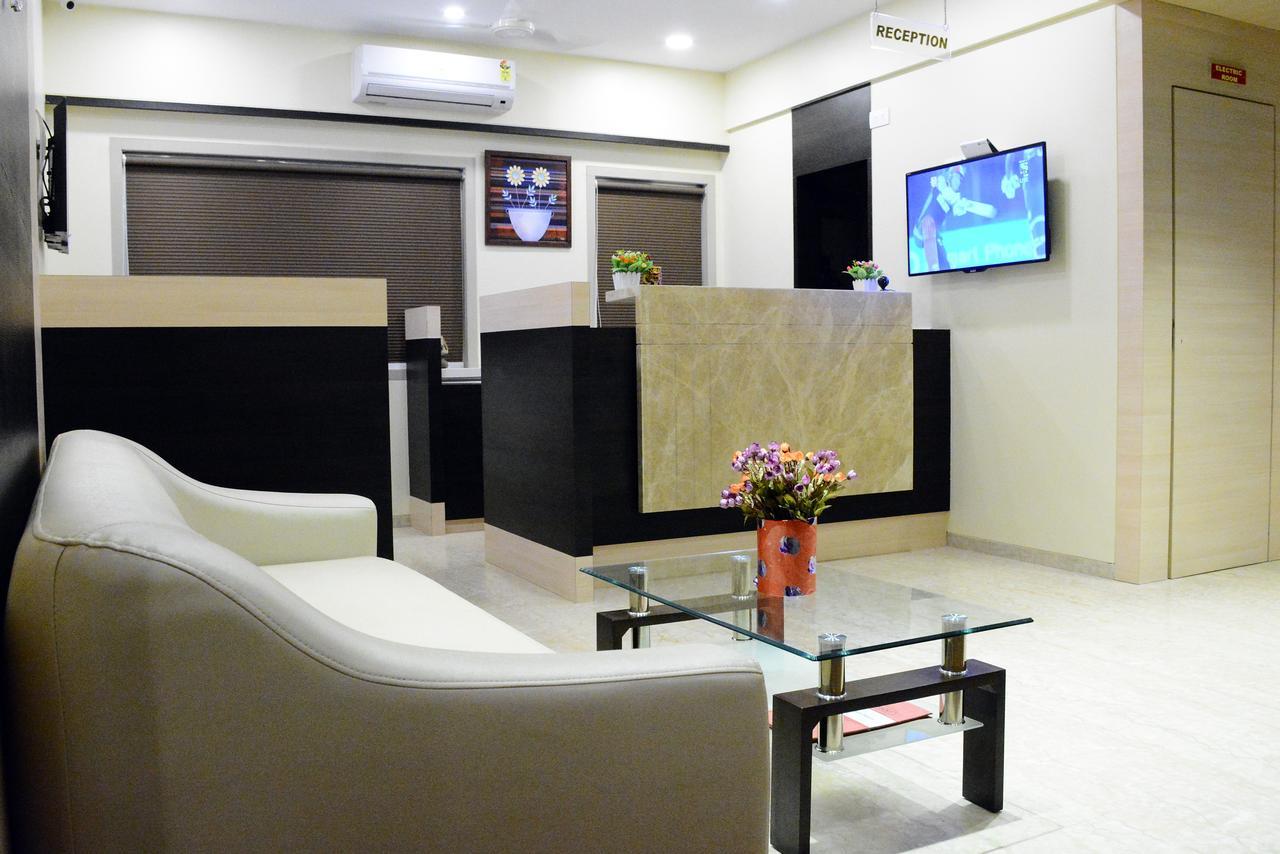 Hotel Ramkrishna Executive Bārsi 외부 사진
